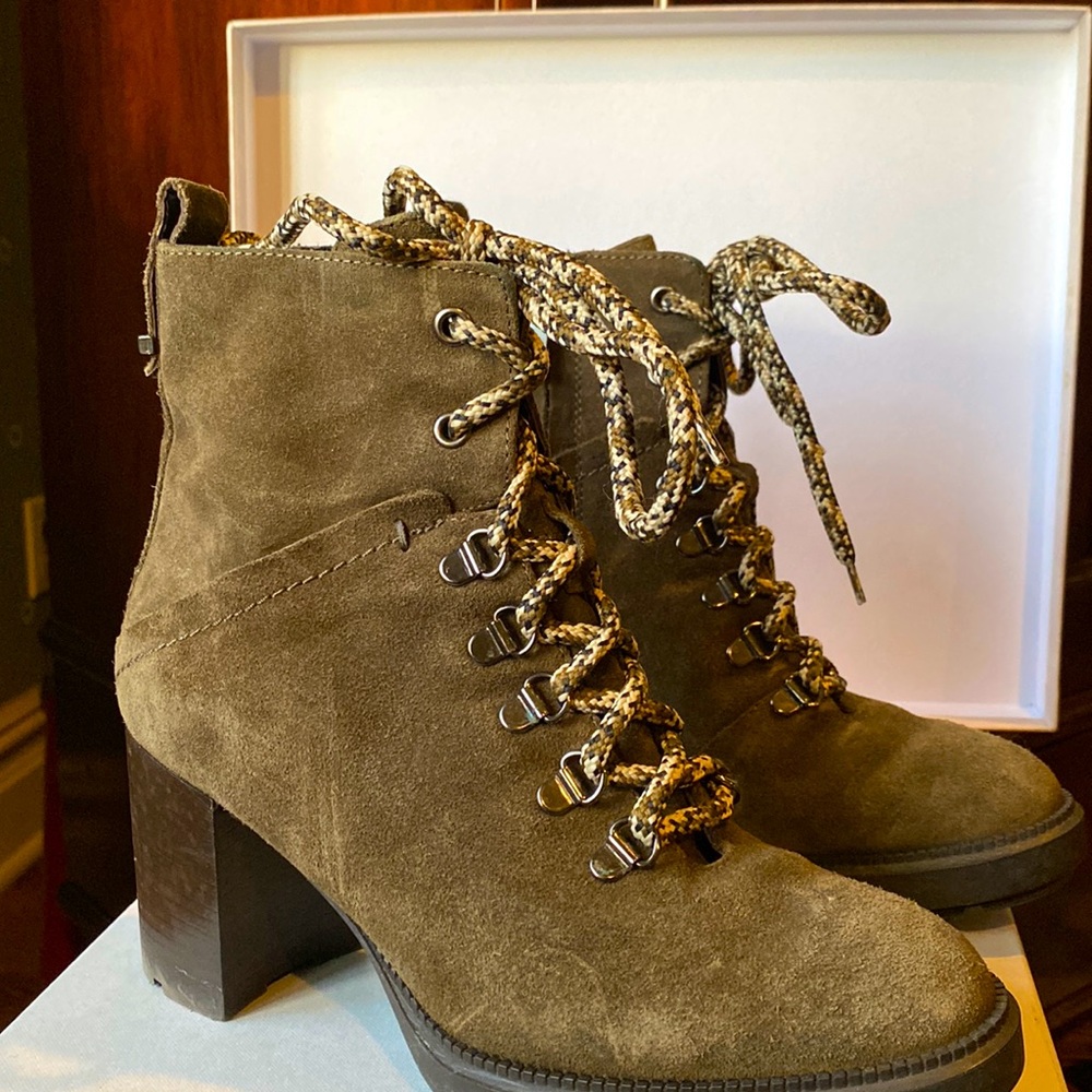 Aquatalia weatherproof boots. Easy on with side zipper.